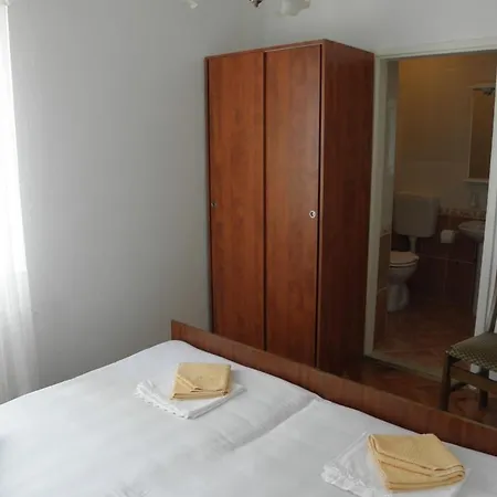 Apartment 874-2 Lumbarda